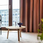 Ipartment Berlin Airport By Western Hotel 4*