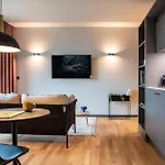 Ipartment Berlin Airport By Western 4* Шёнефельд