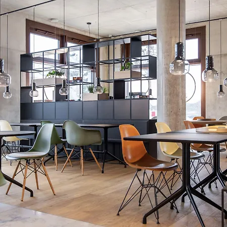 Отель Ipartment Berlin Airport By Western 4*